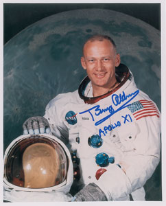 Lot #8177 Buzz Aldrin Signed Photograph