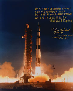 Lot #8453 Edgar Mitchell Signed Photograph - Image 1