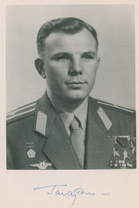 Lot #8518 Yuri Gagarin Signed Photograph - Image 1