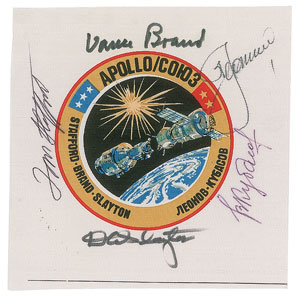 Lot #8516 Deke Slayton's Flown Crew-signed Apollo-Soyuz Patch - Image 1