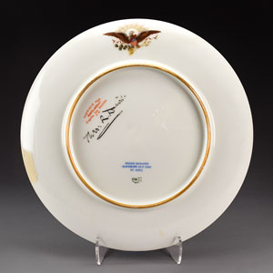 Lot #4009 Rutherford B. Hayes White House Limited Edition 'Two Birds' Plate - Image 3