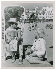 Lot #833 Marilyn Monroe and Tony Curtis - Image 1