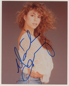 Lot #9399 Mariah Carey Signed Photograph - Image 1