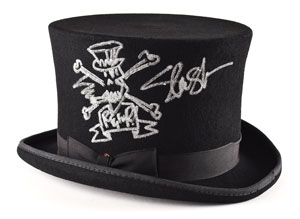 Lot #9429  Guns N' Roses: Slash Signed Hat - Image 1