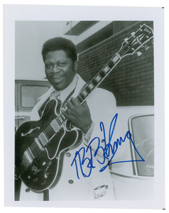 Lot #9443 B. B. King Signed Photograph - Image 1