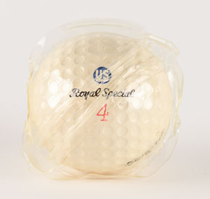 Lot #66 Dwight D. Eisenhower's Personally-Owned 'Mr. President' Golf Ball and Signature - Image 3