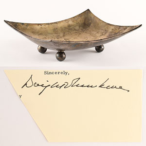 Lot #65 Dwight D. Eisenhower: Mexican Tray and Signature - Image 1