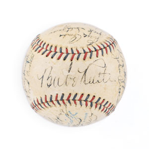 Lot #8262  New York Yankees 1934 Signed Baseball - Image 1