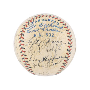 Lot #8262  New York Yankees 1934 Signed Baseball - Image 2