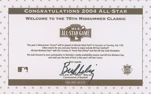 Lot #8335 Tom Glavine's 2004 All-Star Game Welcome Kit - Image 4