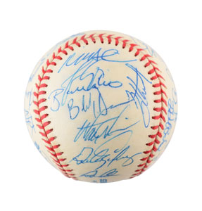 Lot #8332 Tom Glavine's 1999 Atlanta Braves Team-Signed Baseball - Image 4