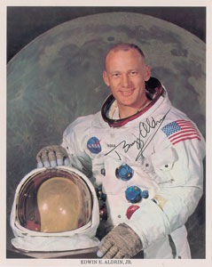 Lot #2271 Buzz Aldrin Signed Photograph