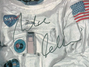 Lot #2283  Apollo 11 Signed Photograph - Image 3