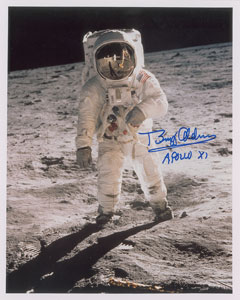 Lot #2383 Buzz Aldrin Signed Photograph - Image 1