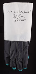 Lot #2311 James Lovell Signed Apollo 13 Replica Glove - Image 2