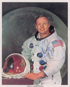 Lot #2290 Neil Armstrong Signed Photograph - Image 1