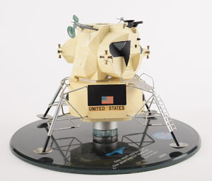 Lot #2195  Apollo Lunar Module Model - Image 3