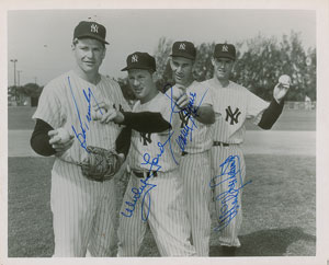 Lot #1130  NY Yankees Pitchers - Image 1