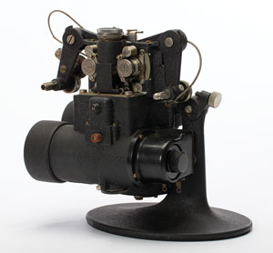 Lot #6174 Antique Bell & Howell 16mm Movie Projector - Image 5