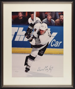 Lot #701 Wayne Gretzky - Image 2
