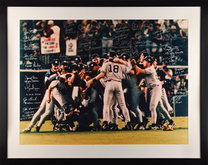 Lot #679  NY Yankees: 1998 - Image 2