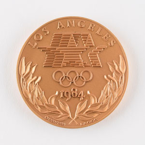 Lot #3088  Los Angeles 1984 Summer Olympics Participation Medal with Case - Image 2