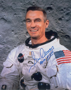 Lot #367  Apollo Astronauts - Image 1
