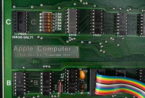 Lot #6001  Apple-1 Computer - Image 19