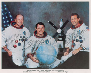 Lot #586  Skylab 4 - Image 1