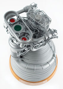 Lot #8022  Apollo F-1 Rocket Engine Contractor's Model - Image 3