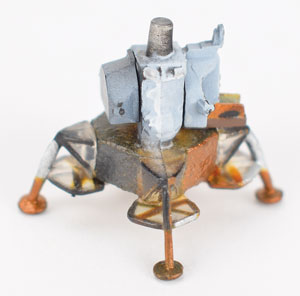 Lot #8441  Apollo 13 Model Signed by Fred Haise - Image 3