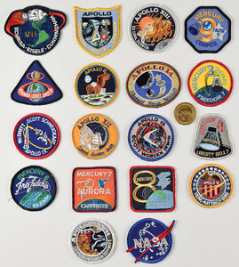 Lot #8055  Mercury and Apollo Mission Patches