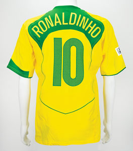 Lot #1050  Soccer: Ronaldinho - Image 2