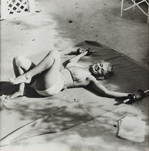 Lot #965 Marilyn Monroe - Image 1