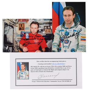 Lot #2282 Sergei Zalyotin's Soyuz TM-30 Flown Sokol Gloves - Image 6