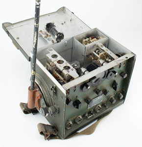 Lot #2139  WWII American TBY-4 Two-Way Radio Transmitter/Receiver - Image 3
