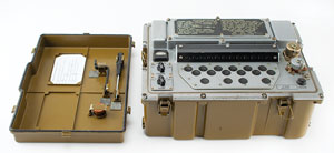 Lot #2121  Cold War Soviet R-014D Datchik Electronic Burst Encoder
