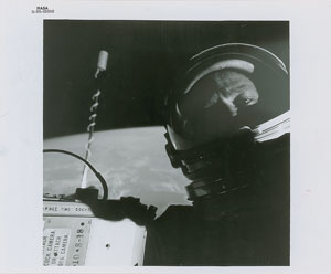 Lot #2186  Gemini Original Vintage NASA and Press Photograph Archive - Image 10