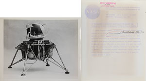 Lot #2207  Apollo Pre-Moonlanding Original Vintage NASA and Press Photograph Archive - Image 7