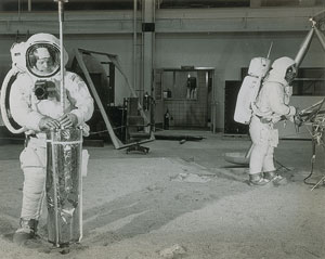 Lot #2229  Apollo 11 Original Vintage NASA and Press Photograph Archive - Image 11