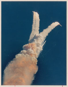 Lot #2208  Apollo Program and Space Shuttle Original Vintage NASA and Press Photograph Archive - Image 11