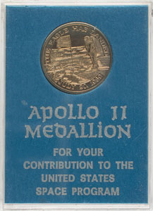 Lot #2356  Apollo 11 'Manned Flight Awareness' Medallion