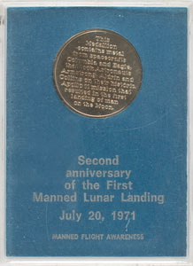 Lot #2356  Apollo 11 'Manned Flight Awareness' Medallion - Image 2