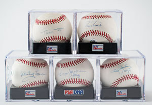 Lot #4019  Baseball All-Stars Collection of (22) Signed Baseballs - Image 1
