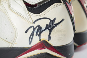 Lot #4173 Michael Jordan Game-Worn Nike Air Jordan VII Sneakers - Image 9