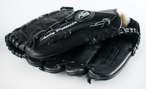 Lot #4087 Andy Pettitte Game-Used Glove - Image 5