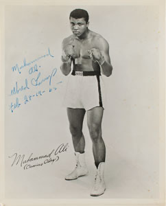 Lot #4178 Muhammad Ali Signed Photograph - Image 1