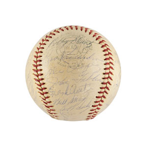 Lot #4080  New York Yankees 1960 Team-Signed Baseball - Image 2