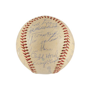 Lot #4080  New York Yankees 1960 Team-Signed Baseball - Image 3