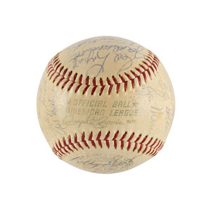 Lot #4080  New York Yankees 1960 Team-Signed Baseball - Image 6